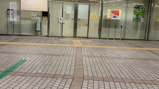 パスポートを申請しに