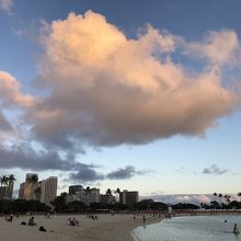 ハワイの雲も大きくて迫力がある