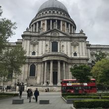 とても綺麗で存在感があります