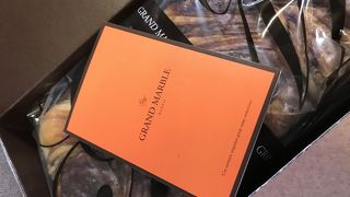 サロン・ド・グランマーブル堂島