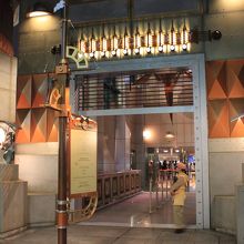 レストラン入口