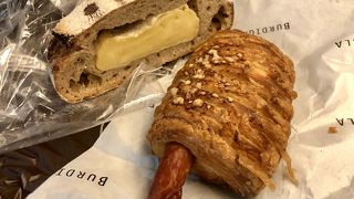 東京駅グランスタの人気のパン屋さん。