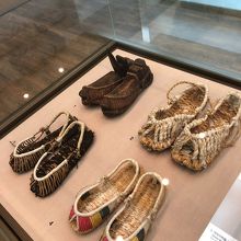 韓国らしいデザインの靴