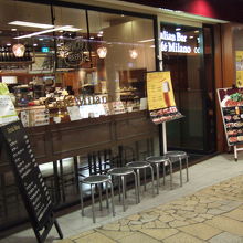 外から見た雰囲気は良いです