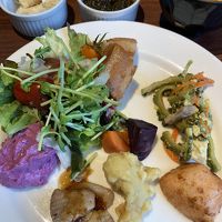 朝食のバイキングはお勧めです！