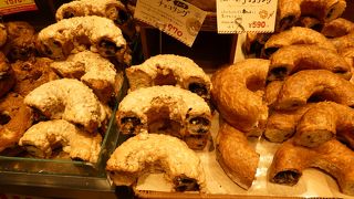 幾つ位チョコリングの巣類が有るのでしょうか