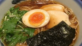 いつも行列のラーメン店