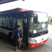 ヤンゴン市バス【YBS】がよろしいかと、