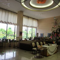 広々としたロビー