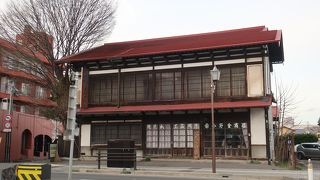 弘前の「趣きのある建物」小野金商店 ♪