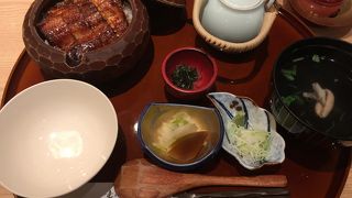 名古屋ではじめて食べるひつまぶし