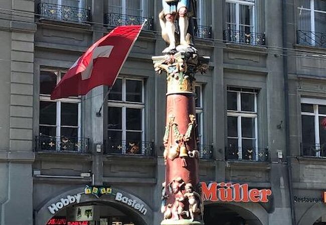 パイプを吹く男