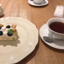 アッサムとヨーグルトケーキ
