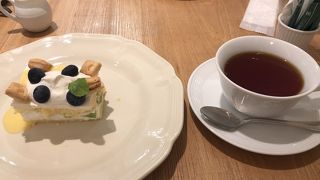 紅茶とケーキが美味しい