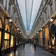 ギャルリーサンチュベール