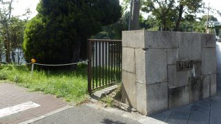 淀川の船運で大坂の起点となった場所に架かる橋、江戸時代は公儀橋