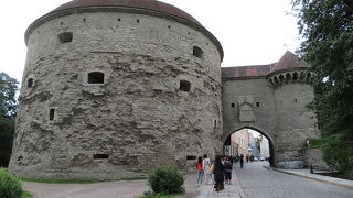 もうちょっとマシな名前は…