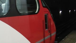 2019年５月12日現在、名鉄名古屋16時48分発快速特急豊橋行きはパノラマスーパータイプの車両が使用されていました