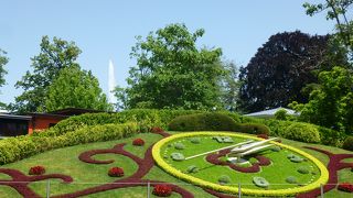 音楽イヴェントとかで、やかましくって・・・