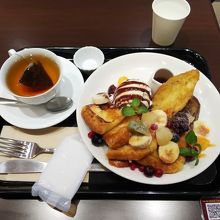 季節のフレンチトースト(850円)