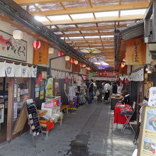 雰囲気は悪くないんだけど