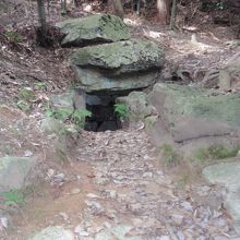 百穴古墳群の一つ