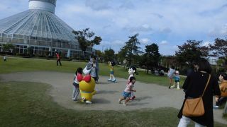 ドラえもんたちもいます