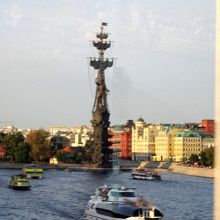 モスクワ川に架る橋から