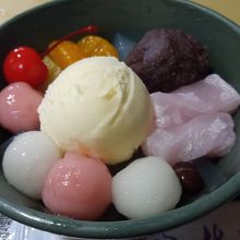 カラフルなあんみつ By Zooey 梅園 浅草本店のクチコミ フォートラベル カラフルなあんみつ By Zooey 梅園 浅草本店のクチコミ フォートラベル