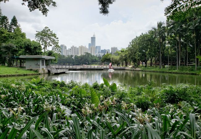 なかなか見ごたえのある公園です。