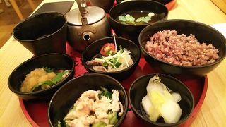 本当に茶の間みたいな和カフェ