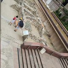 降りて見られる。