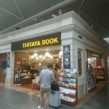 ４階ショッピングゾーンの一番奥にある