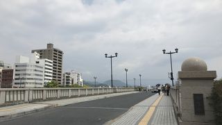 平和記念公園の北側