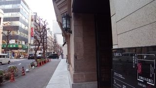 洋風の石でできた外面がとてもきれい