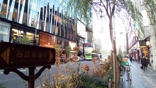 徒歩散策がおすすめ