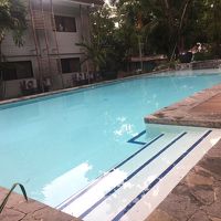 コートヤードプール