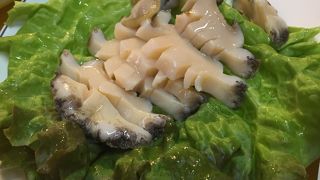 魚介類を選んでその場で食べれる