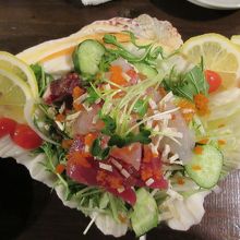 海鮮サラダ　600円