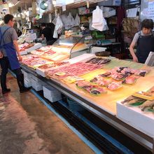 鮮魚がとてもお買い得だ