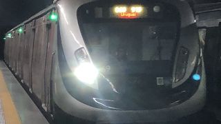 基本的にやかましいです