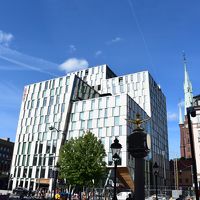 駅前で最高の立地！