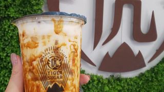 人気のタピオカミルクティー