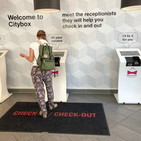 自動チェックイン