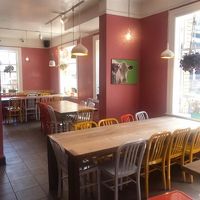 キッチン隣の共有スペース