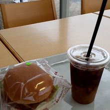 淡路の特産たまねぎのハンバーガー