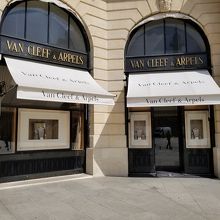 220x220_16634884.jpg?