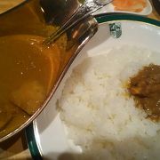 歴史を感じるカレー