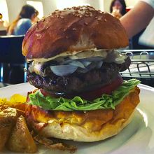 ボリュームたっぷり。ハラペーニョトッピング