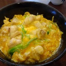 親子丼８００円（税別）